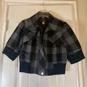 LIKE NEW Y2K FOREVER 21 WOMEN’S GRAY/BLACK PLAID CROPPED BOMBER JACKET SZ LARGE